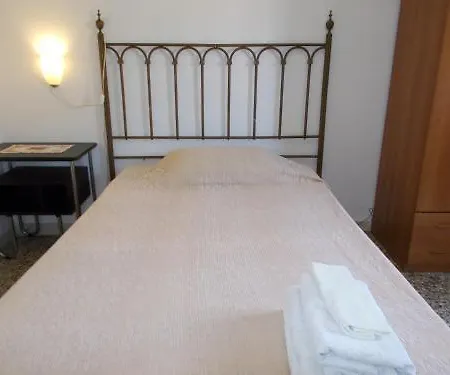 Tiber Bed & Breakfast Rome